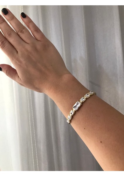 PASLANMAZ ÇELİK BÜYÜK KARE TAŞLI PARLAK IŞILTILI KELEPÇE BİLEZİK fiyatları