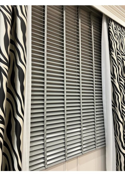 Gri Renk %100 Orijinal Ahşap Jaluzi Perde 50 mm Ofis Modern ve Tüm Mekanlar Için fırsatları