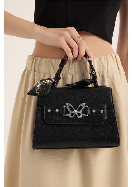 Kelebek Tokalı Çanta modelleri