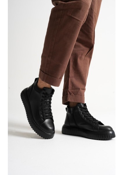 Zarek Erkek Siyah Hakiki Deri Bağcıklı Fermuarlı Casual Bot