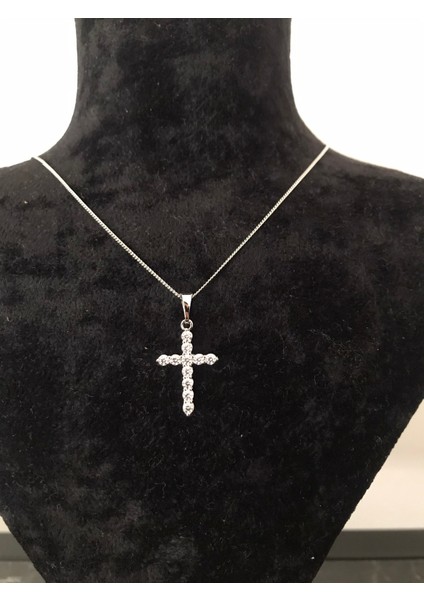 PASLANMAZ ÇELİK TAŞLI GÜMÜŞ RENK PARLAK IŞILTILI HAÇ KOLYE fiyatları