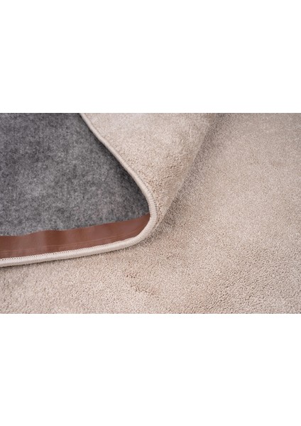 Bella Kaymaz Tabanlı Salon Oturma ve Çocuk Odası Tuft Halı-Açık Bej fırsatları