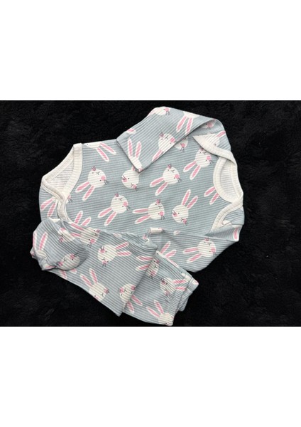 Tavşan Desenli Ikili Takım