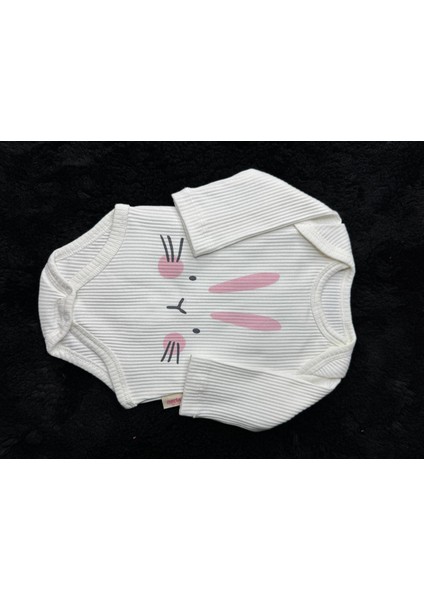 Tavşan Desenli Ikili Takım fırsatları