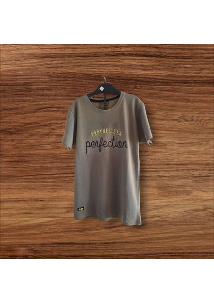 Perfection Baskılı Tişört