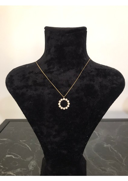 Ince Zincirli Gold Yuvarlak Mini Taşlı Kadın Kolye – Zarif ve Işıltılı Takı Modeli
