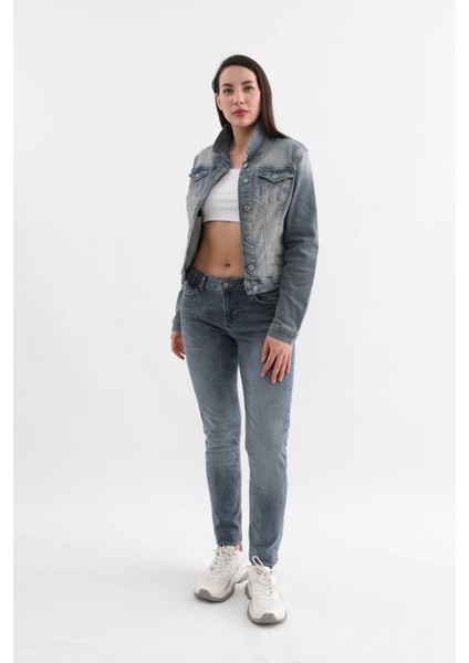 Kadın Düğmeli Likralı Jean Ceket Mavi