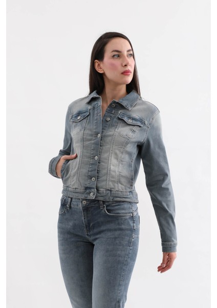 Kadın Düğmeli Likralı Jean Ceket Mavi