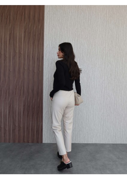 Bel Lastik Dikiş Detaylı Deri Pantolon modelleri