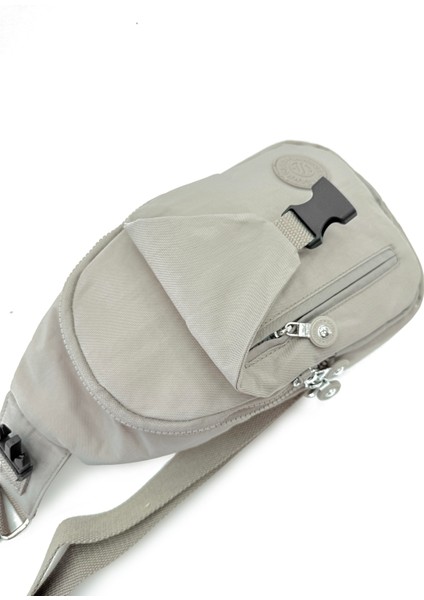 Kadın Suya Dayanıklı Krinkıl Kumaş Çapraz Askılı Günlük Çanta Bej fiyatları