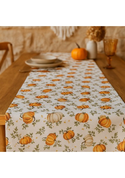 Balkabağı Desenli Duck Kumaş Masa Runner – 40×140 cm | Sonbahar Temalı Rustik Sofra Aksesuarı