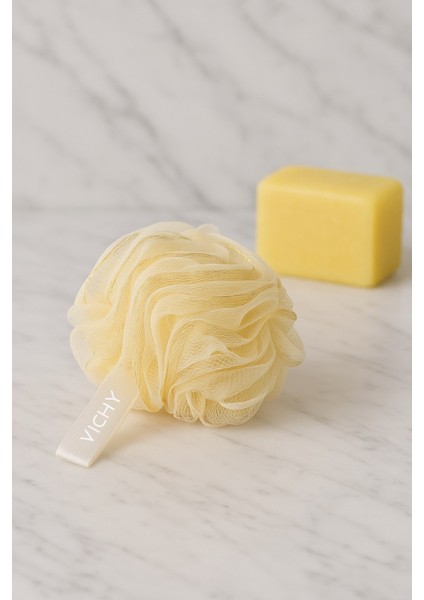 Vıchy Simli Banyo Lifi – Yoğun Köpük Etkili Duş ve Vücut Temizleme Lifi VCH-6575 Sarı Gold Simli 60GR