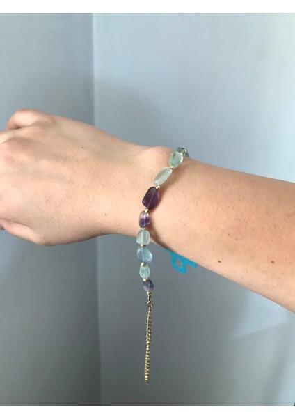 Florit Doğal Taş Bileklik – Şifa, Pozitif Enerji ve Ruhsal Denge Için Kadın Takı Modeli