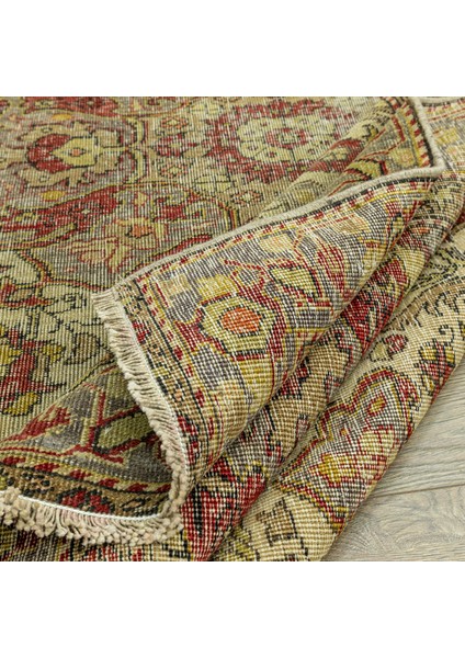 Zerivan Çiçek Tasarımlı Vintage Halı 130X220 cm