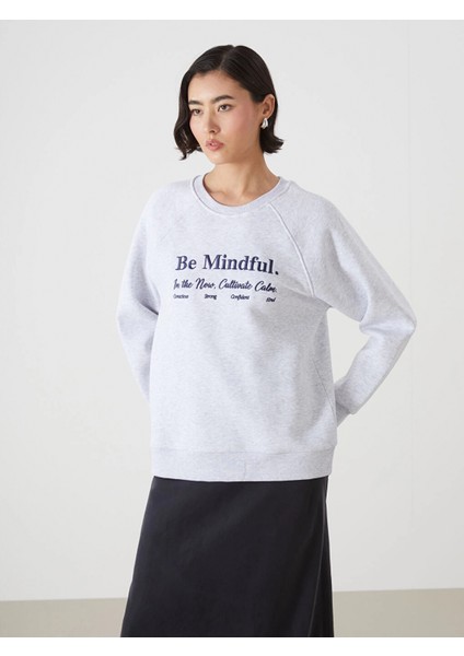 Lcw Vision Beyaz Bisiklet Yaka Nakışlı Kadın Kalın Sweatshirt