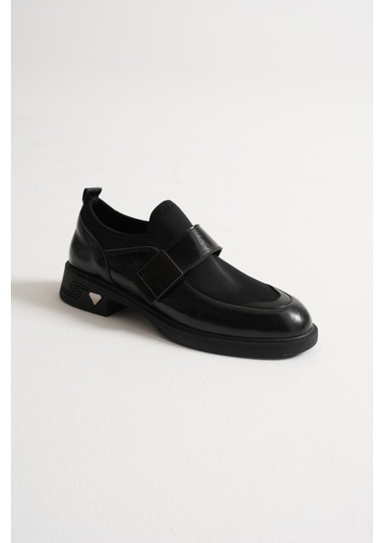 Elina Kadın Siyah Rugan Streçli Metal Aksesuarlı Cırt Detay Günlük Ayakkabı modelleri