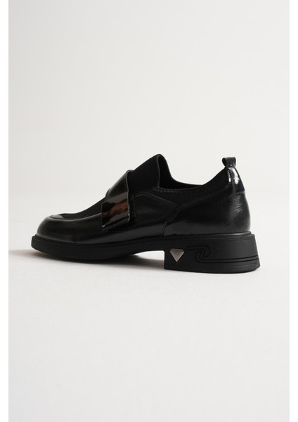 Elina Kadın Siyah Rugan Streçli Metal Aksesuarlı Cırt Detay Günlük Ayakkabı fırsatları