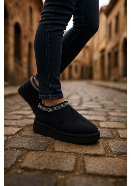 Kalın Tabanlı Içi Kürklü Kadın Sabo Bot fiyatları