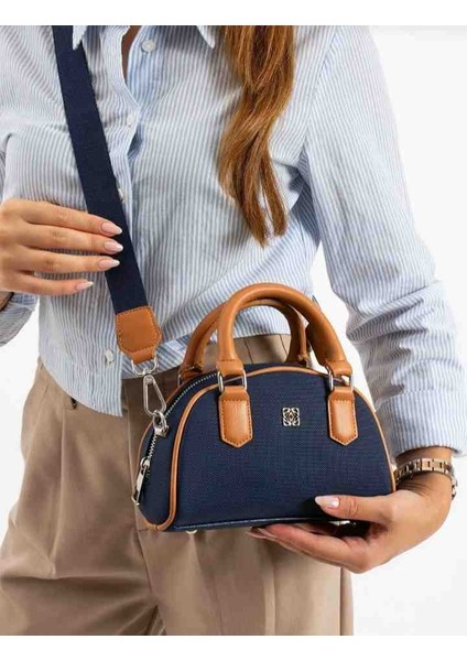 Eflanmoda Küçük Ama Geniş Iç Hacimli Kadın El ve Omuz Çantası