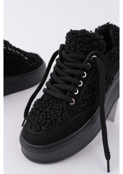Fleecy Kalın Taban Bağcıklı Peluş Detaylı Kadın Kışlık Sneaker Spor Ayakkabı modelleri
