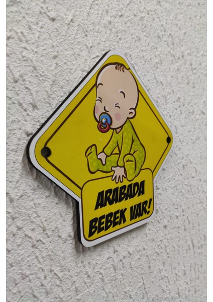 Arabada Bebek Var