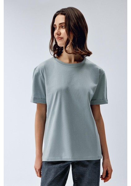 Kadın Kısa Kollu Rahat Kalıp %100 Pamuk T-Shirt Mavi Renk