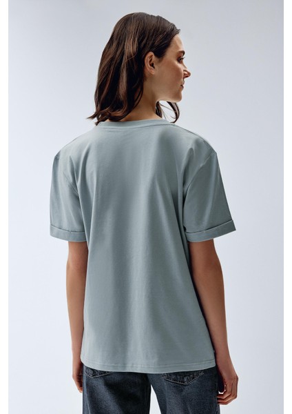 Kadın Kısa Kollu Rahat Kalıp %100 Pamuk T-Shirt Mavi Renk fiyatları