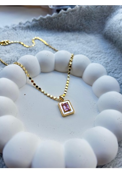 Pembe Kare Taşlı Çelik Kararmaz Ezme Zincirli Kolye