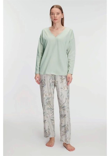 Arias Closet Uzun Kol V Yaka Pijama Takımı