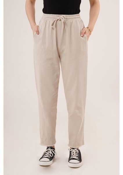 Cepli Belden Bağlamalı Paça Detaylı Krem Pantolon