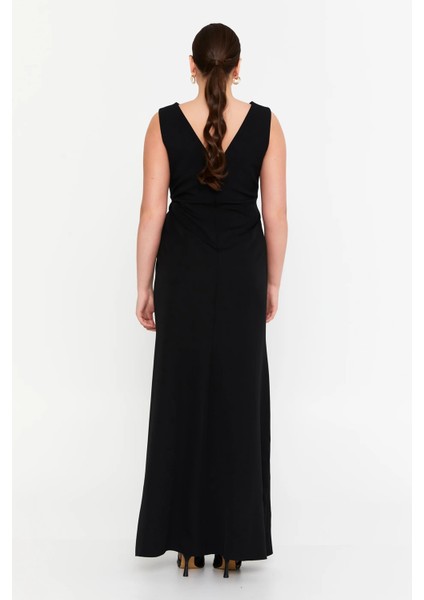 Kadın Krep Kumaş Drapeli V Yaka Maxi Abiye Elbise 7057 Siyah fırsatları