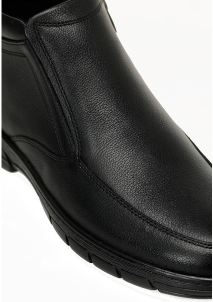 107704.M 5pr Siyah Erkek Bot