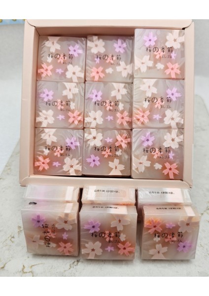 Kiraz Çiçekli Sakura Temalı Kare Minik Silgi Okul Öncesi Sevimli Hediyelik 1ADET fiyatları