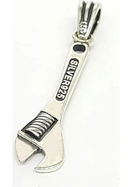 Çift Tarafı İşlemeli ingiliz anahtarı tasarımı gümüş kolye ucu fiyatları