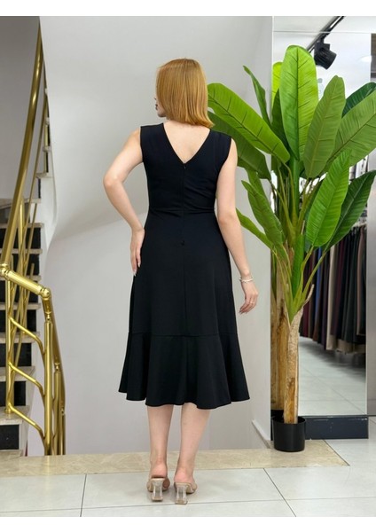 Kadın Sıfır Kollu Belden Büzgülü Eteği Volanlı Asimetrik Kesim Midi Janjan Krep Elbise modelleri