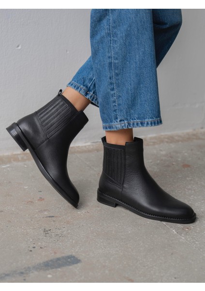 Evora Siyah Hakiki Deri Kadın Bot modelleri