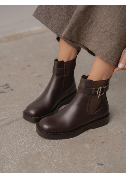 Adin Kahve Hakiki Deri Kadın Bot modelleri