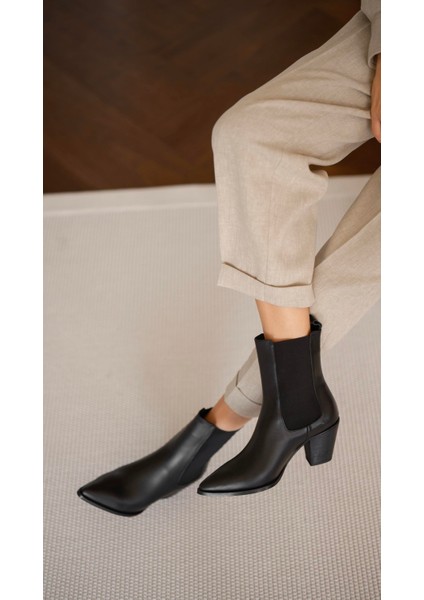 Embolo Siyah Hakiki Deri Bot