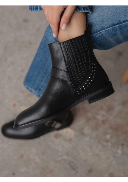Novan Siyah Hakiki Deri Kadın Bot modelleri