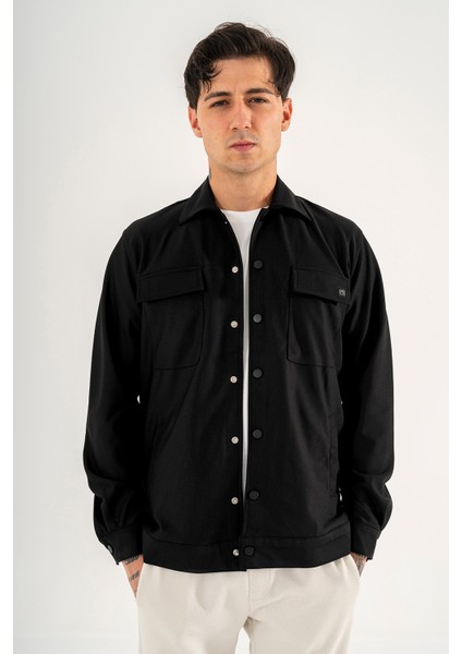 Erkek Siyah Rahat Kesim Gömlek Ceket Kapaklı Çift Cepli Çıtçıtlı
