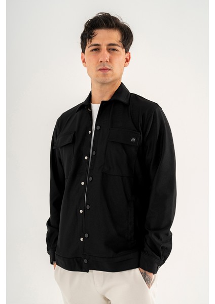 Erkek Siyah Rahat Kesim Gömlek Ceket Kapaklı Çift Cepli Çıtçıtlı modelleri