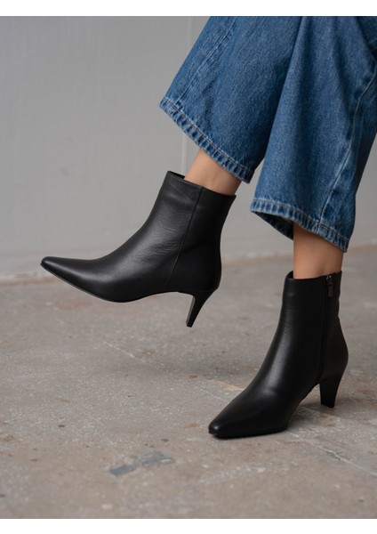 Voren Siyah Hakiki Deri Kadın Bot