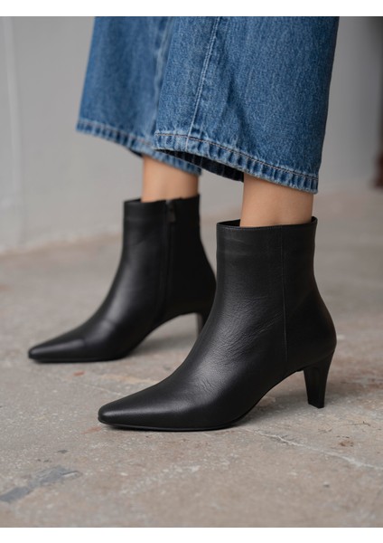 Voren Siyah Hakiki Deri Kadın Bot modelleri