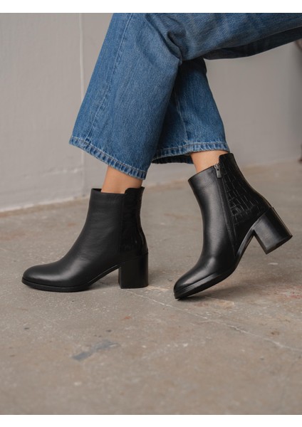 Henin Siyah Hakiki Deri Kadın Bot