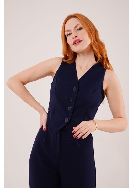 Önü Düğmeli Lacivert Yelek modelleri