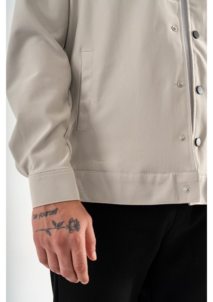 Erkek Taş Rengi Rahat Kesim Gömlek Ceket Kapaklı Çift Cepli Çıtçıtlı