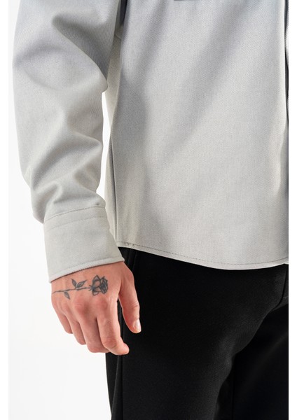 Erkek Açık Gri Oversize Gömlek Ceket Kapaklı Çift Cepli Çıtçıtlı