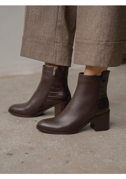 Henin Kahve Hakiki Deri Kadın Bot modelleri