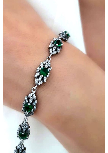 Yesil zirkon taşlı gümüş su yolu bileklik