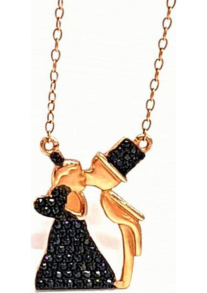 Pırlanta Işıltısında Oniks Taşlı Gümüş Aşk Kolyesi